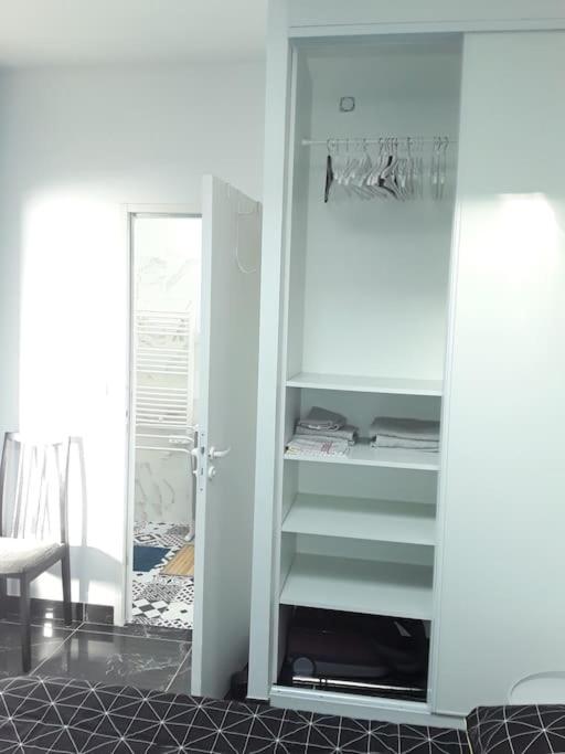 Maisonnette 28 M2 Au Fond Du Jardin Calme&Confort Мондевил Екстериор снимка
